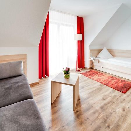 Hotel Waldparkstube Bad Schonborn Exteriör bild